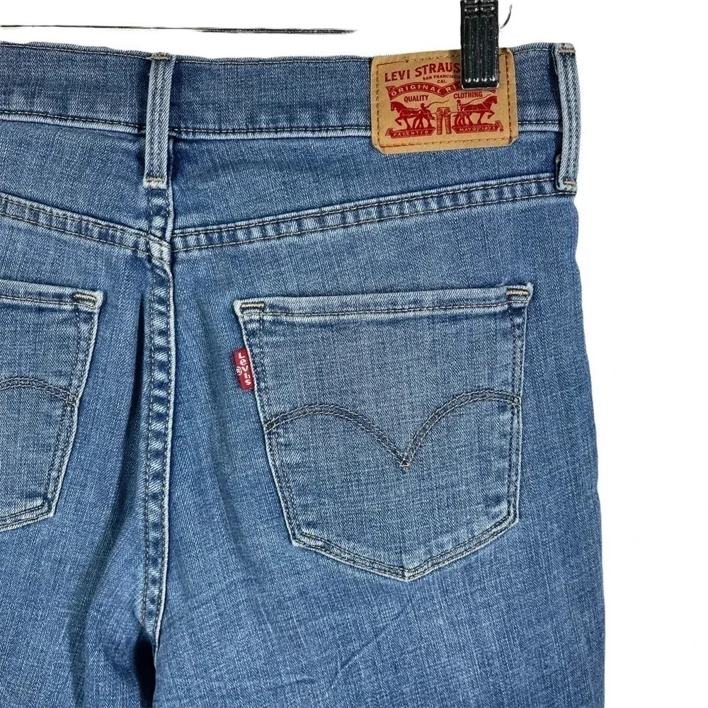 Levi’s‎ Red Tab Bermuda Shorts size 28 - Picture 6 of 10